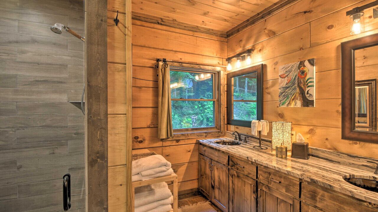 Photo of Bathroom in Topton