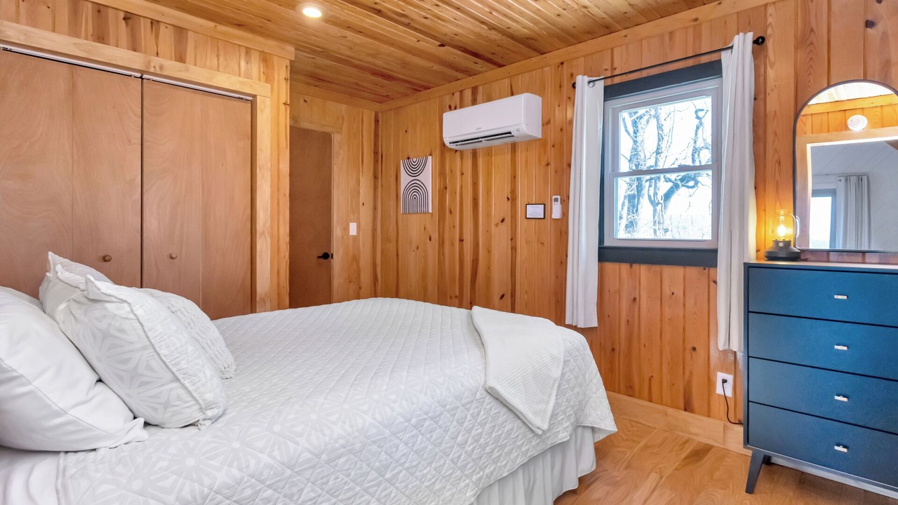 Photo of Bedroom in Apple Ridge