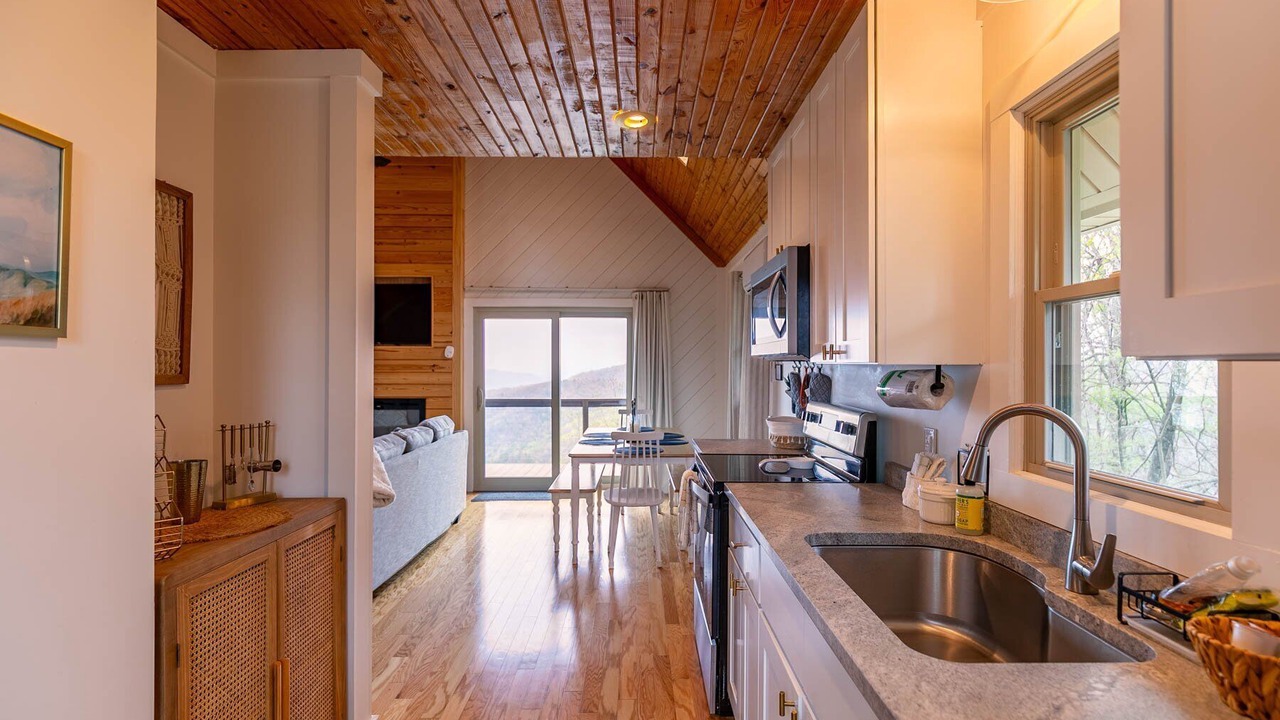 Photo of Kitchen in Apple Ridge
