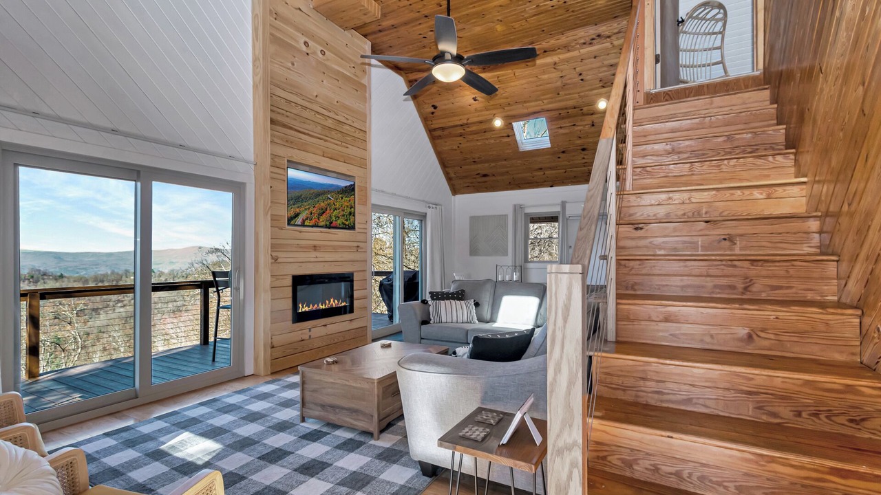 Photo of Livingroom in Apple Ridge