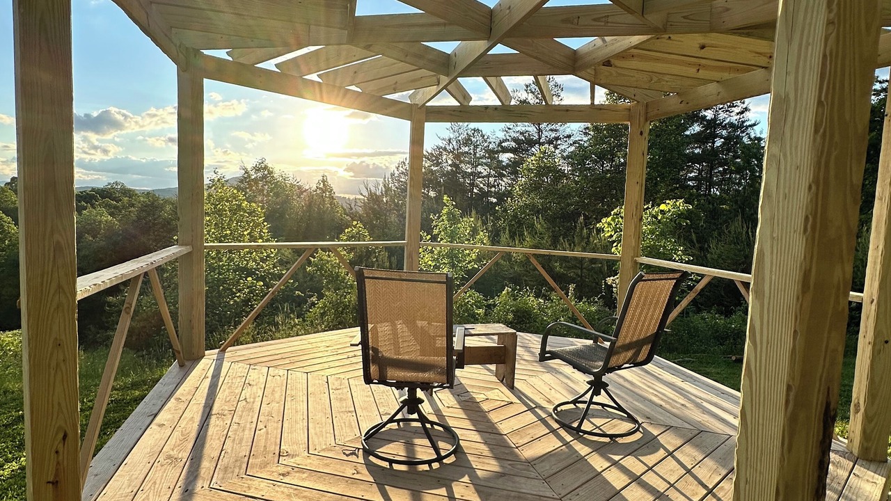 Photo of Patio Balcony in Brasstown