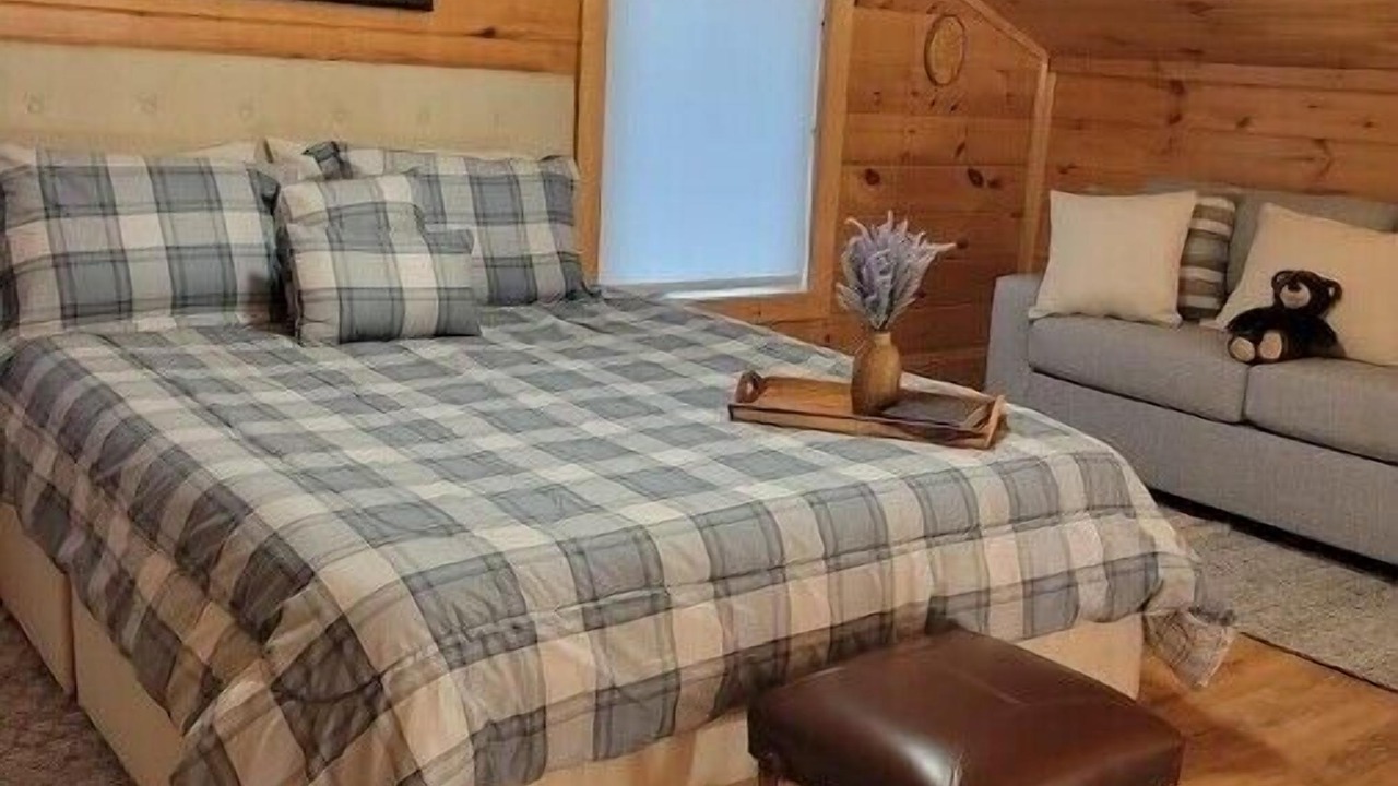 Photo of Bedroom in Rutherfordton
