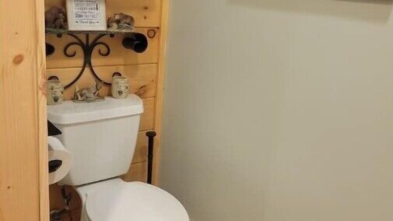 Photo of Bathroom in Rutherfordton