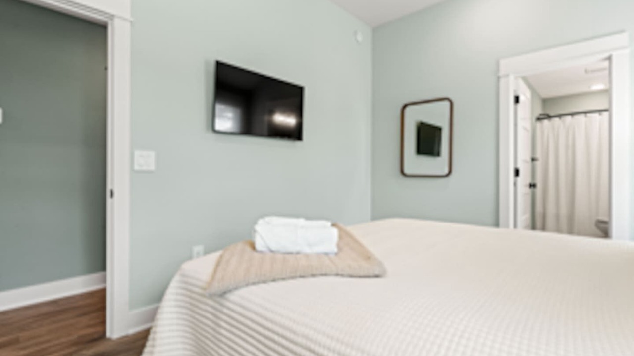 Photo of Bedroom in Corolla Light