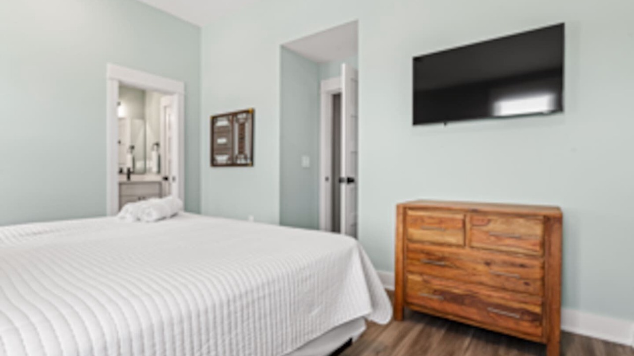 Photo of Bedroom in Corolla Light