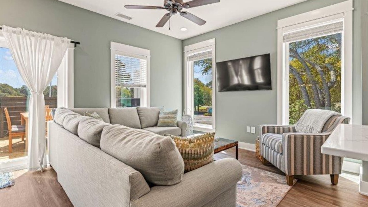 Photo of Livingroom in Corolla Light