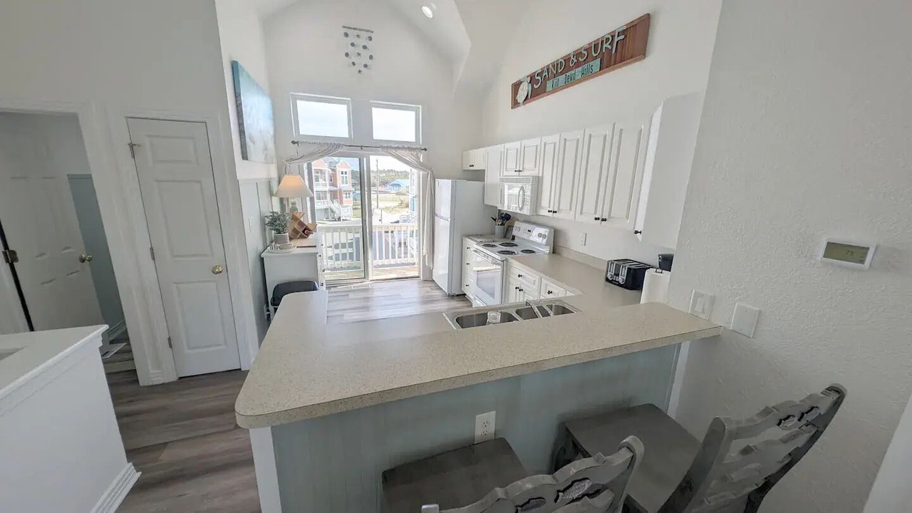 Photo of Kitchen in Bermuda Bay