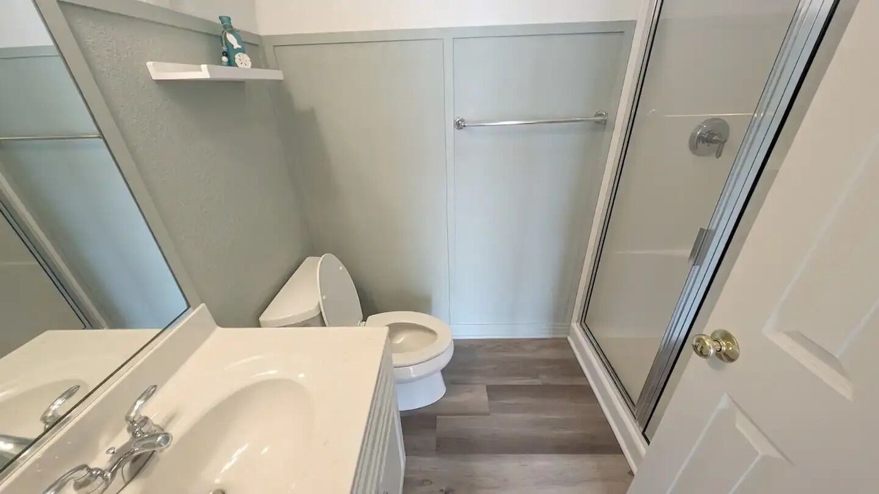 Photo of Bathroom in Bermuda Bay
