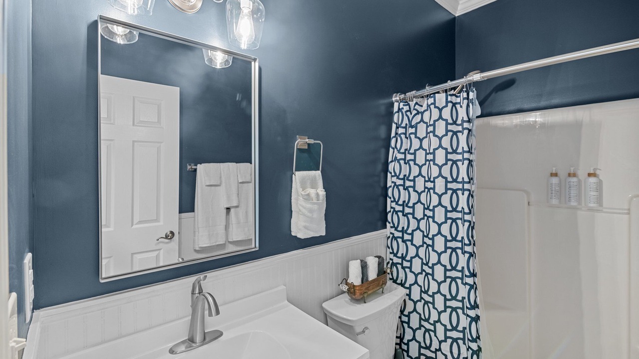 Photo of Bathroom in Fairfield Harbour