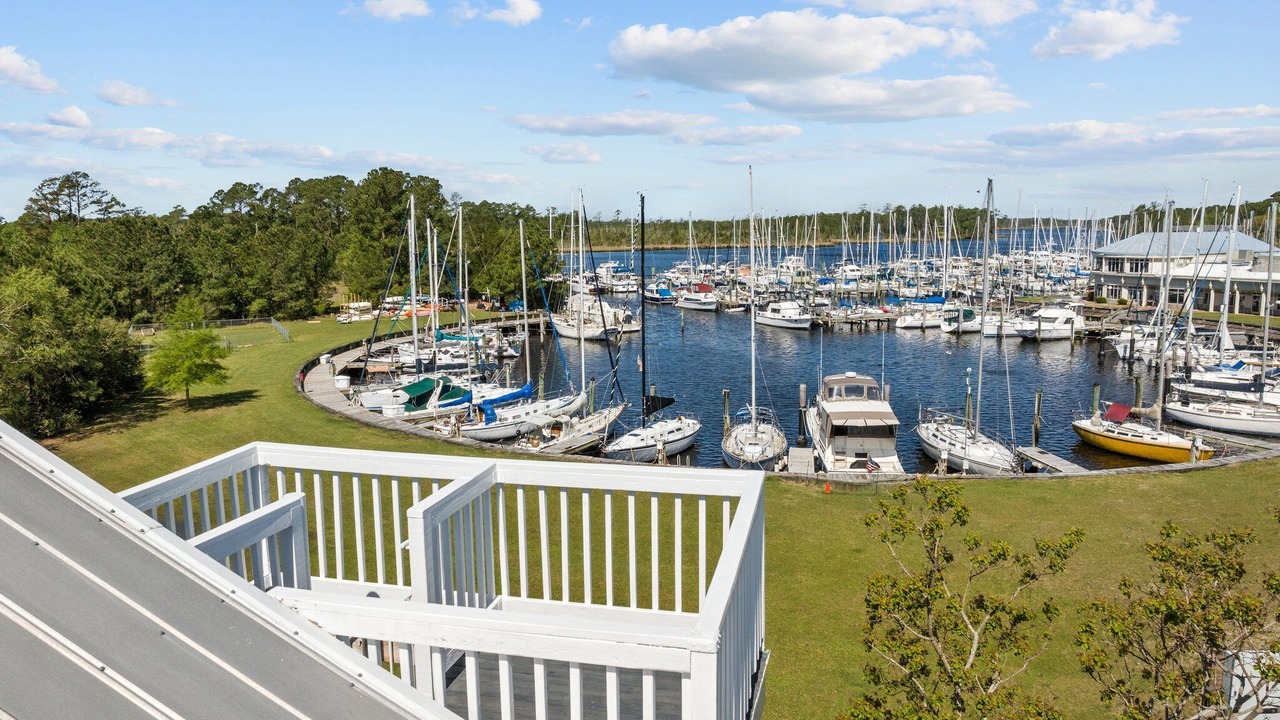 Photo of Patio Balcony in Fairfield Harbour