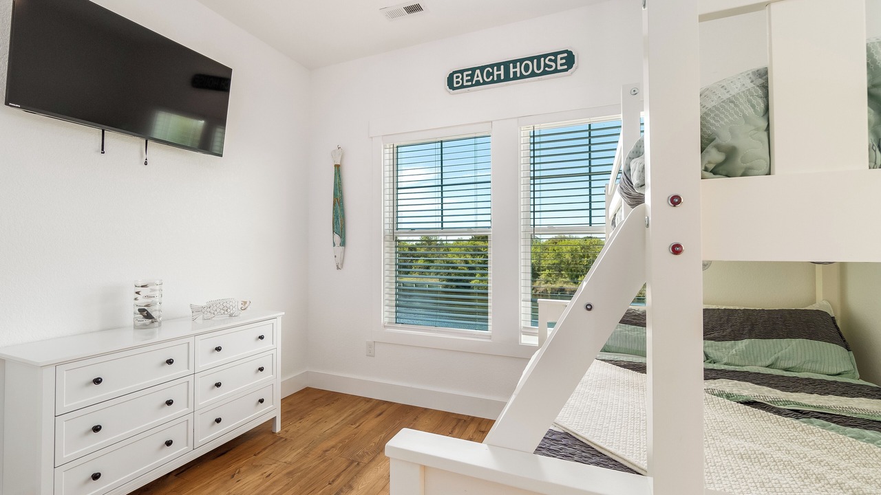 Photo of Bedroom in Carova Beach