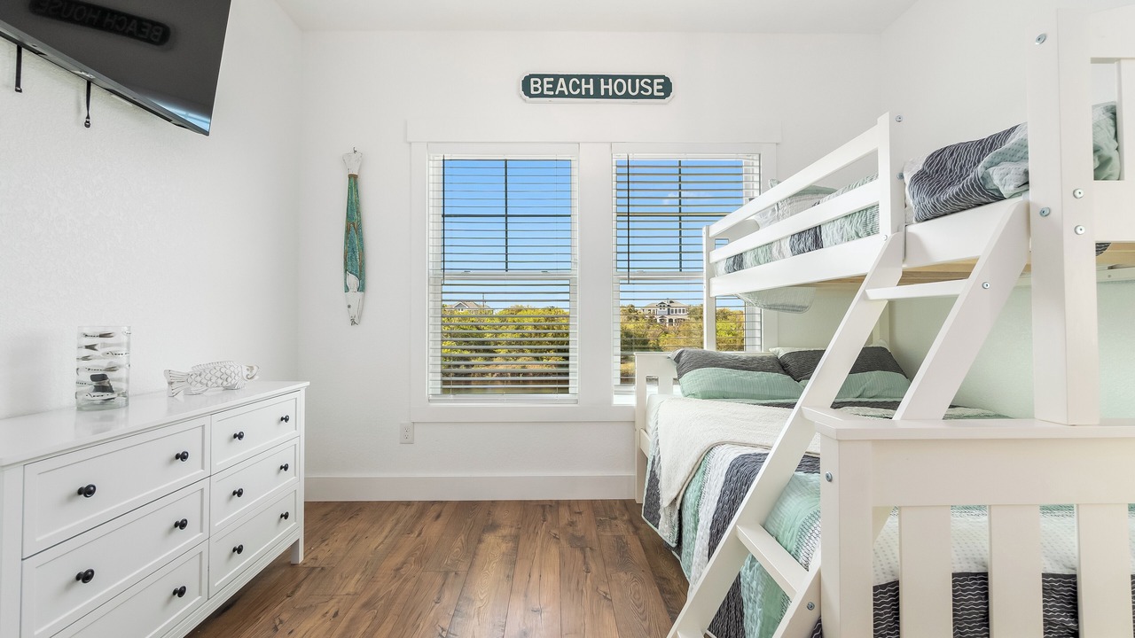 Photo of Bedroom in Carova Beach
