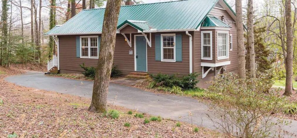Photo of Outdoor in Saluda