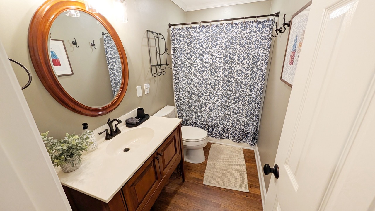 Photo of Bathroom in Manteo