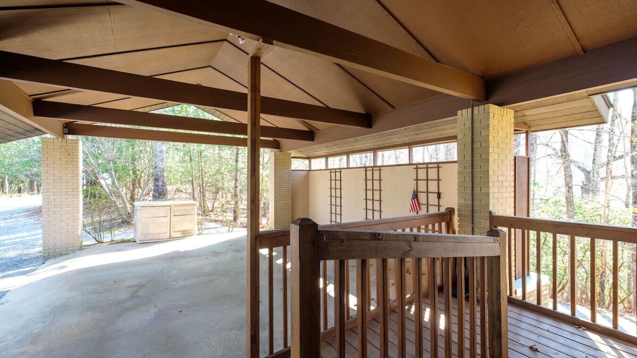 Photo of Patio Balcony in Pisgah Forest