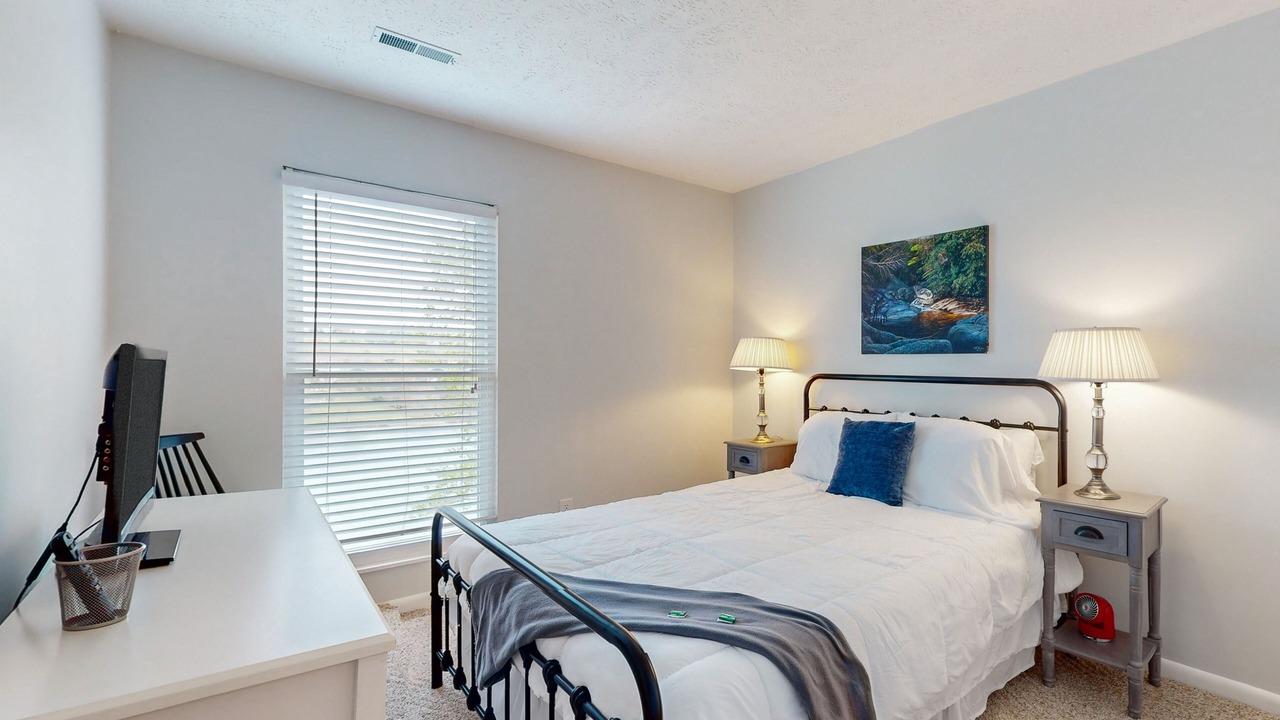 Photo of Bedroom in Hickory