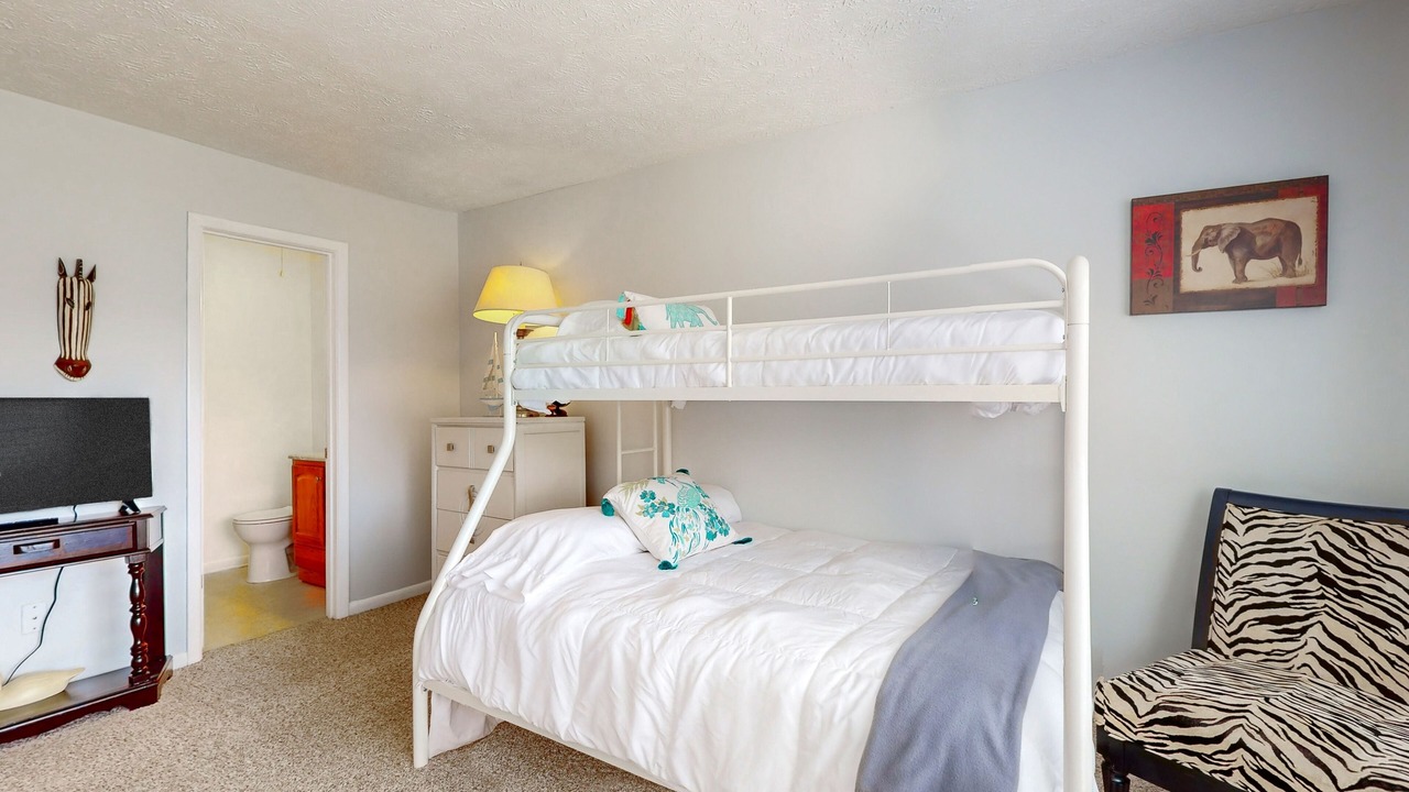 Photo of Bedroom in Hickory