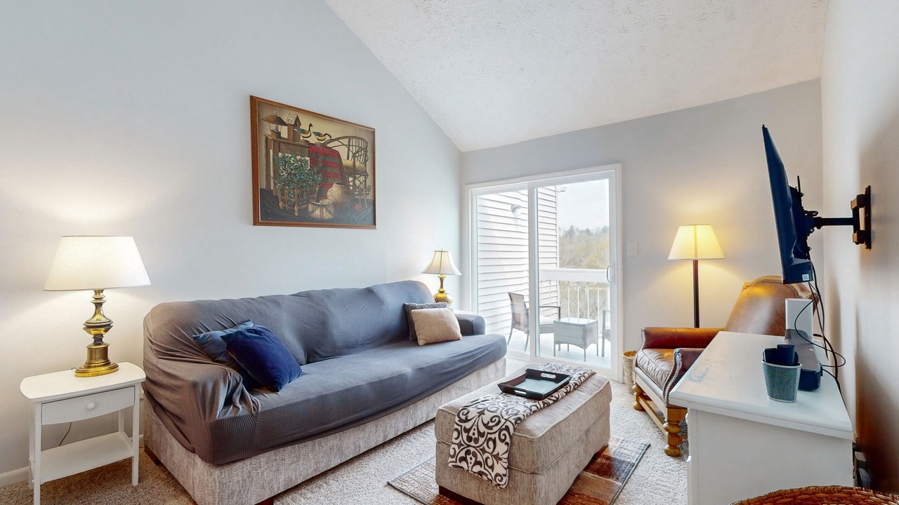 Photo of Livingroom in Hickory