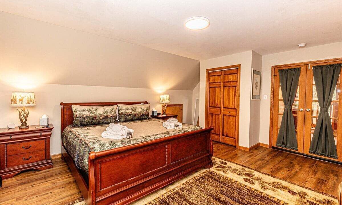 Photo of Bedroom in Bryson City