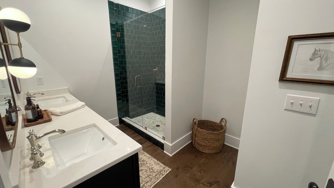 Photo of Bathroom in The Arbor