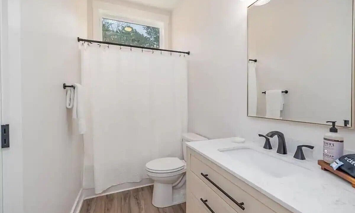 Photo of Bathroom in Quail Ridge