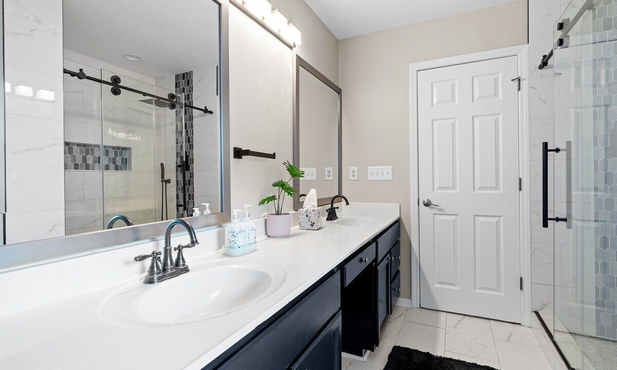 Photo of Bathroom in Prosperity Church Road