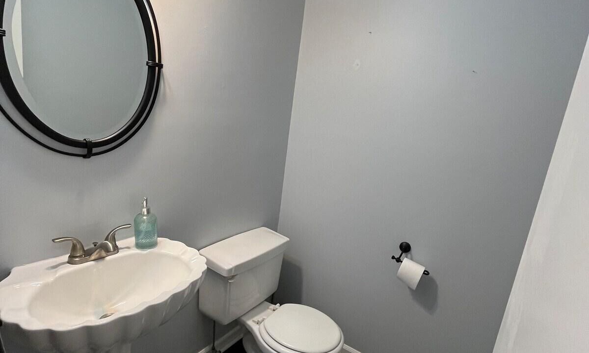 Photo of Bathroom in Candler