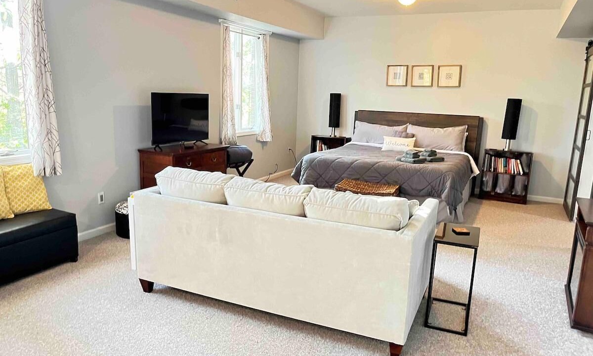 Photo of Bedroom in Candler