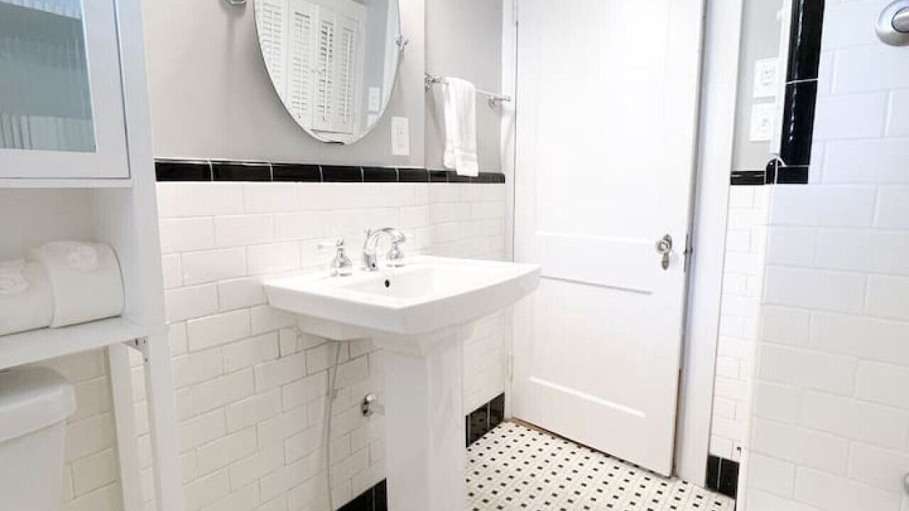Photo of Bathroom in Plaza Midwood