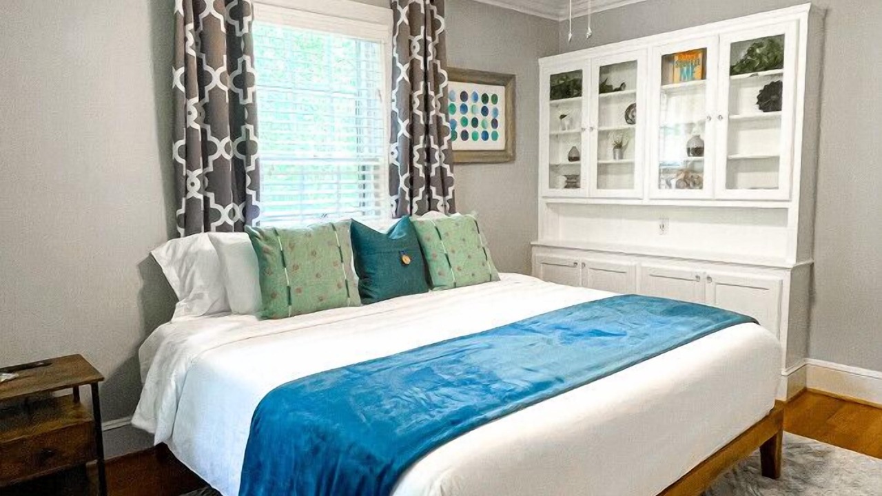 Photo of Bedroom in Plaza Midwood