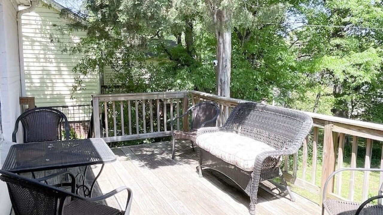 Photo of Outdoor in Plaza Midwood