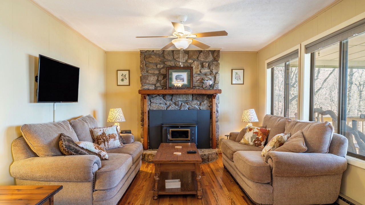 Photo of Livingroom in Wolf Laurel