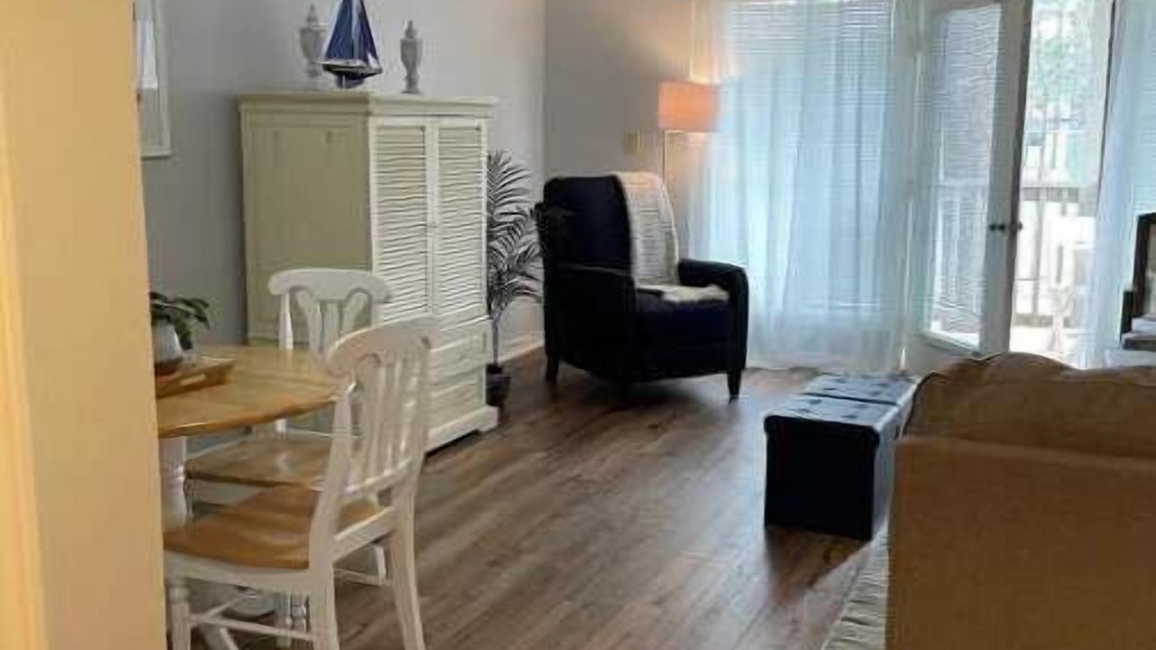 Photo of Livingroom in Fairfield Harbour