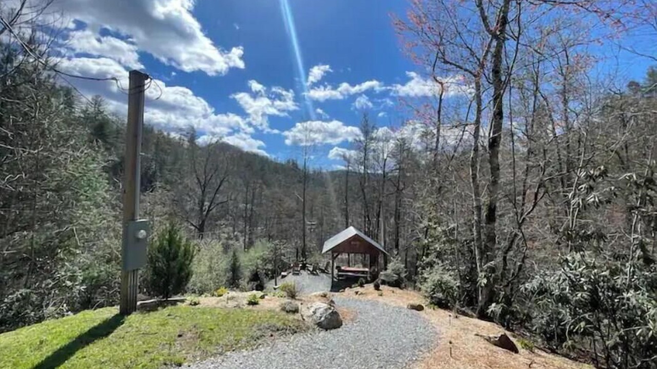 Photo of Outdoor in Topton