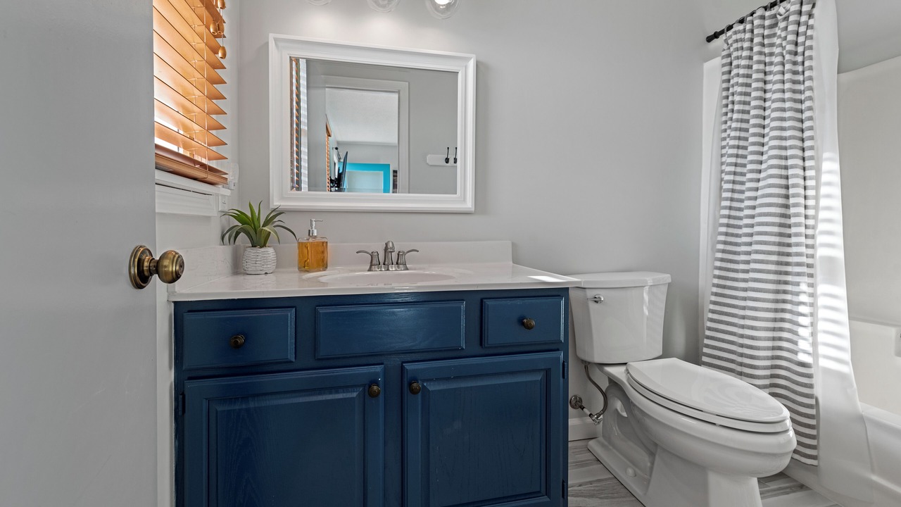Photo of Bathroom in Rodanthe