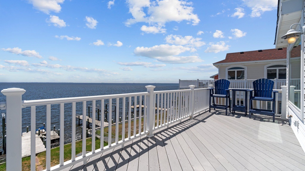 Photo of Patio Balcony in Colington Harbour