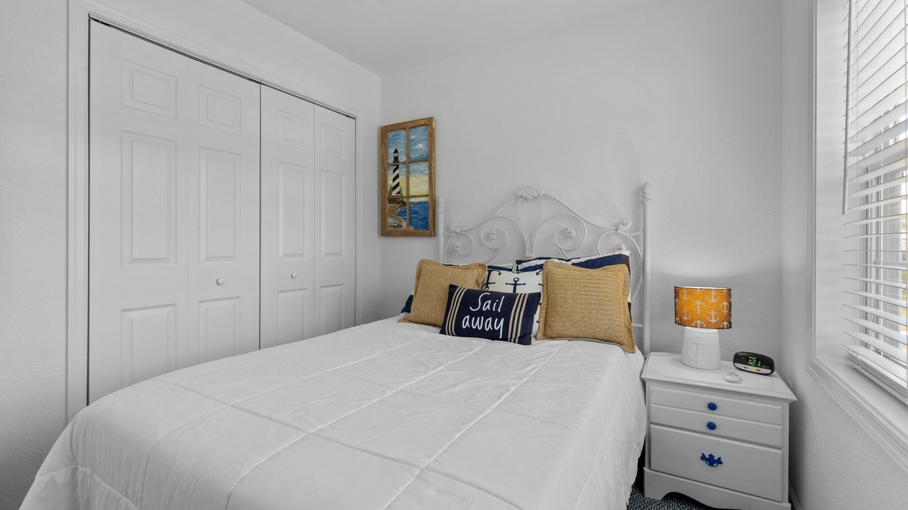 Photo of Bedroom in Colington Harbour