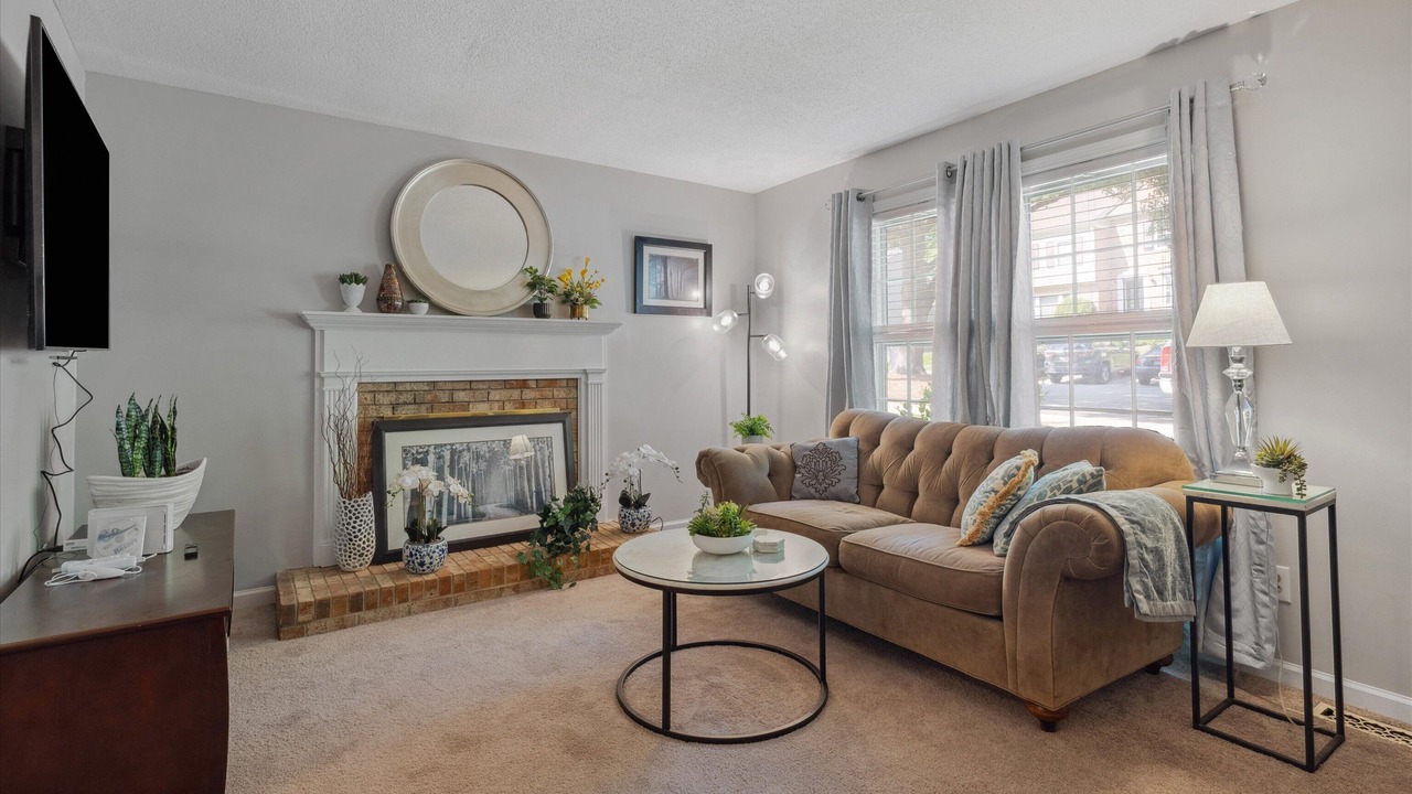 Photo of Livingroom in Cary