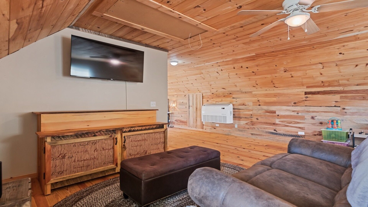 Photo of Bedroom in Mountain Springs