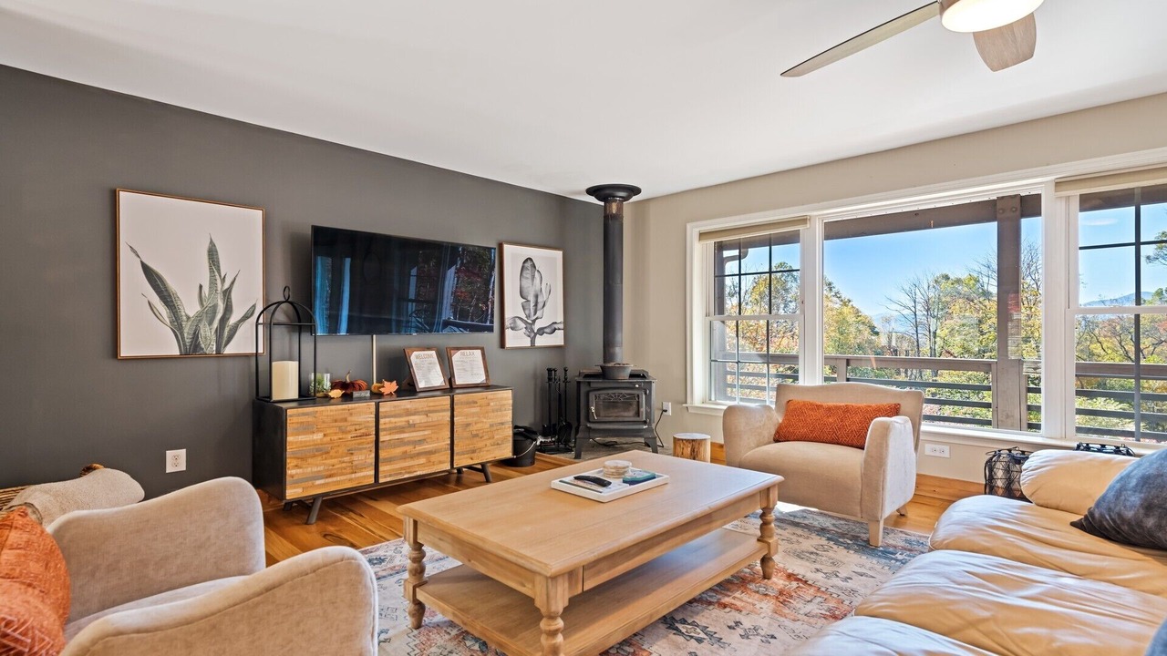 Photo of Bedroom in Mountain Springs