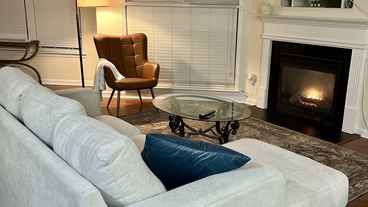 Photo of Livingroom in Jamestown