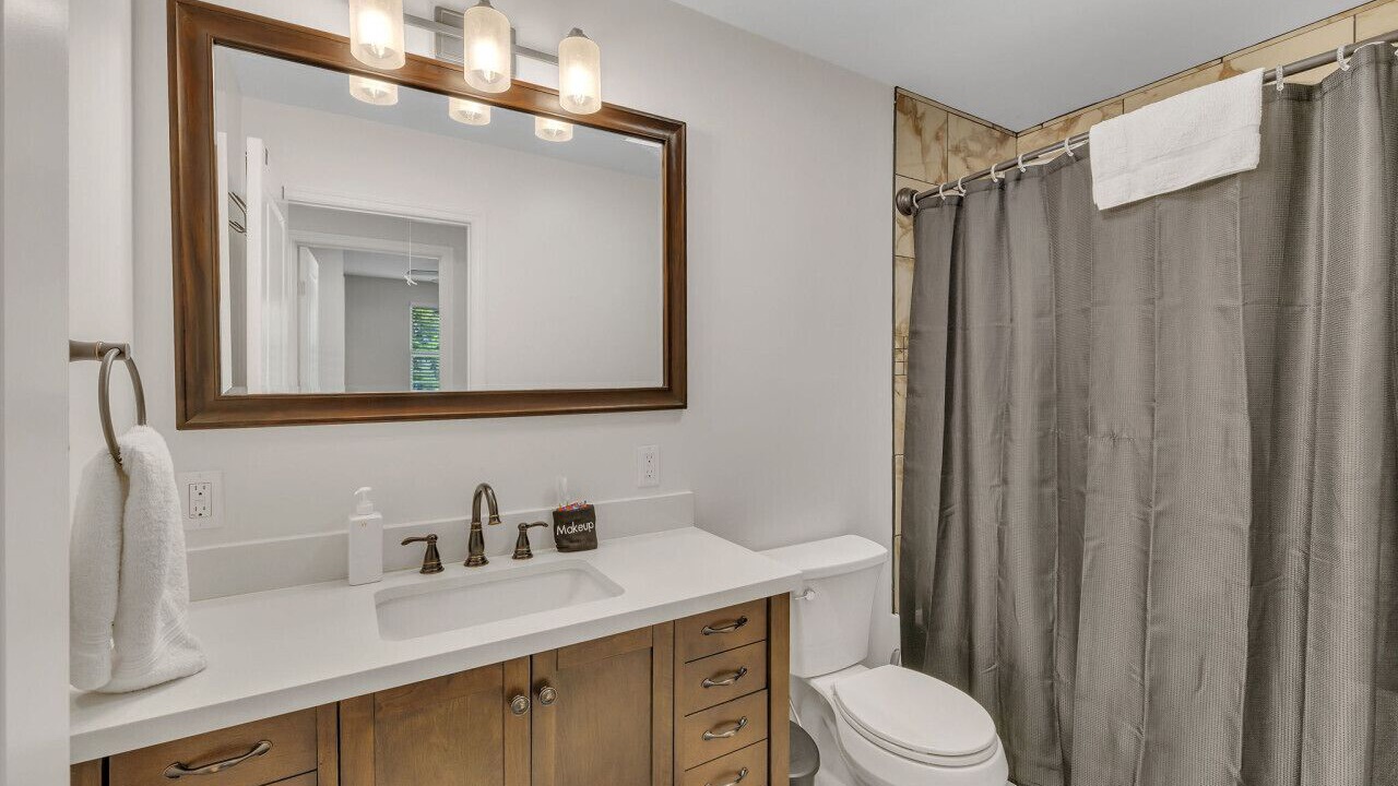 Photo of Bathroom in Hope Gardens
