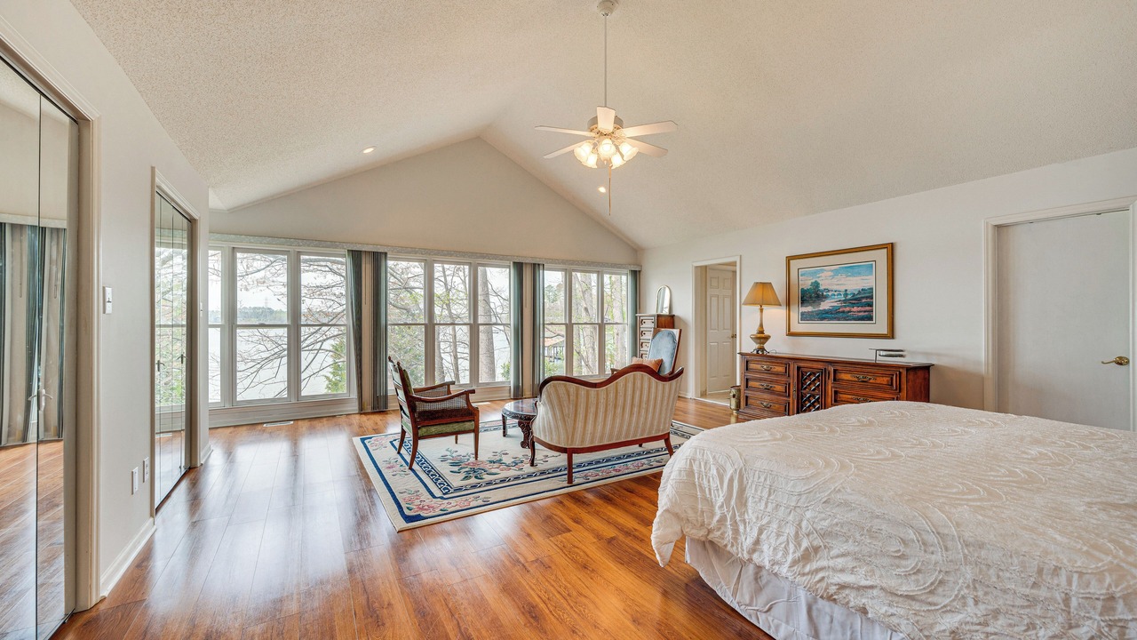 Photo of Bedroom in Troutman