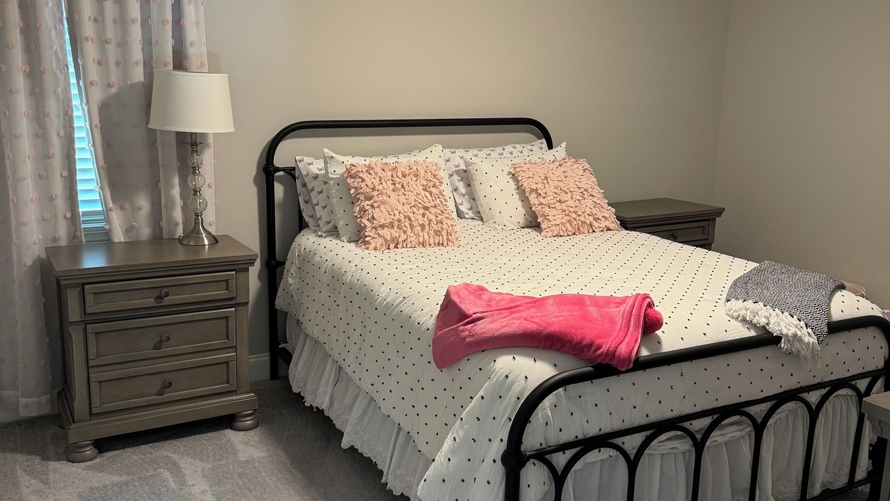 Photo of Bedroom in West End
