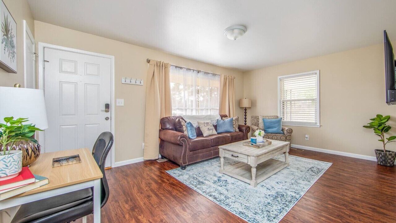 Photo of Livingroom in Fayetteville
