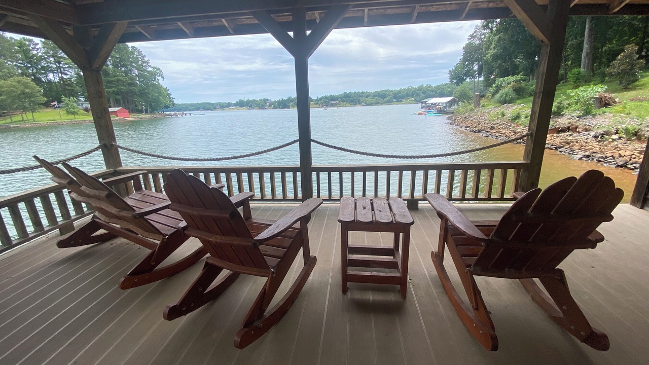 Photo of Patio Balcony in Taylorsville