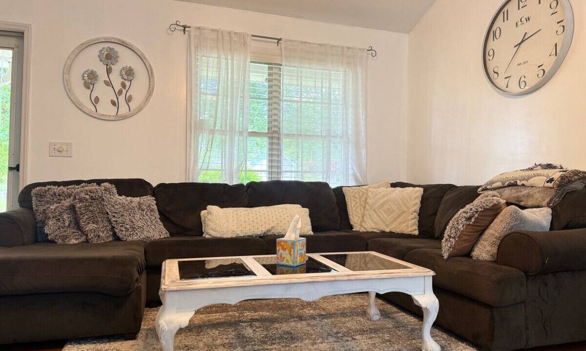 Photo of Livingroom in Greensboro