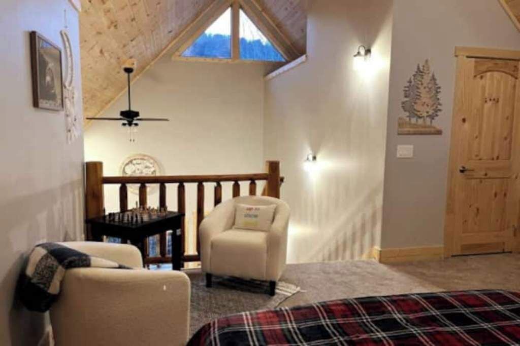 Photo of Bedroom in Beech Mountain