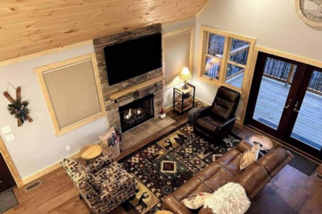 Photo of Livingroom in Beech Mountain