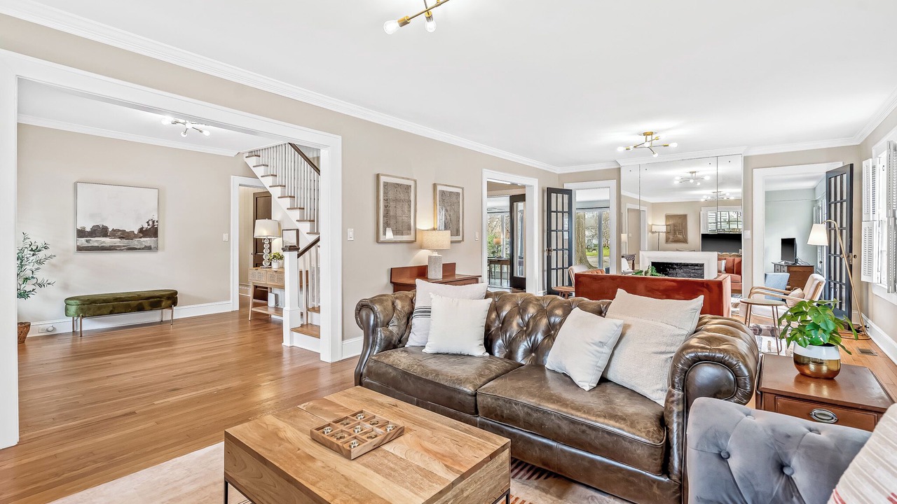 Photo of Livingroom in Burlington